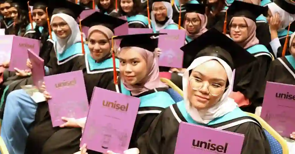 Bantuan Yuran Asas Universiti BAYU