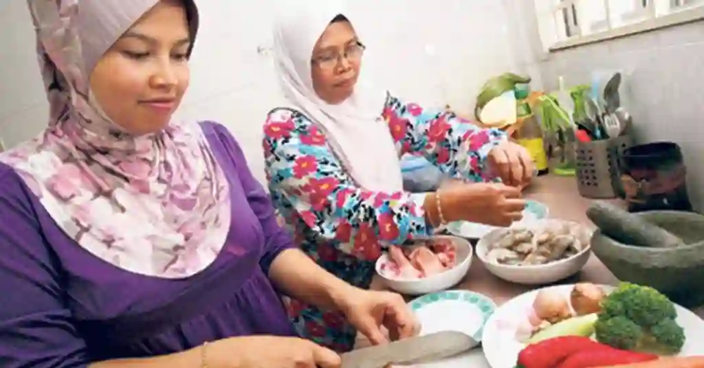 Cara Memohon Bantuan Suri Rumah