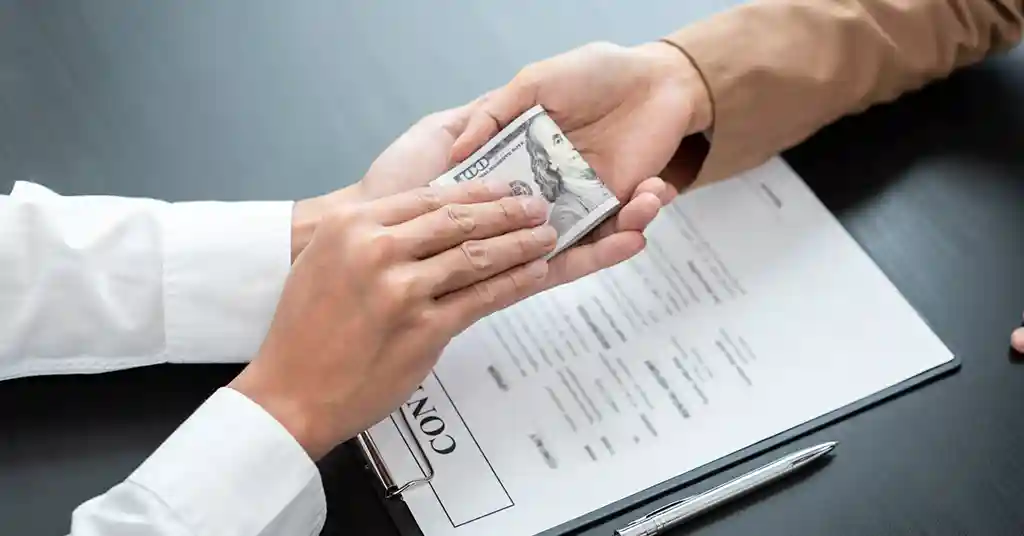 Risiko Memohon Pinjaman Maybank Tanpa Slip Gaji